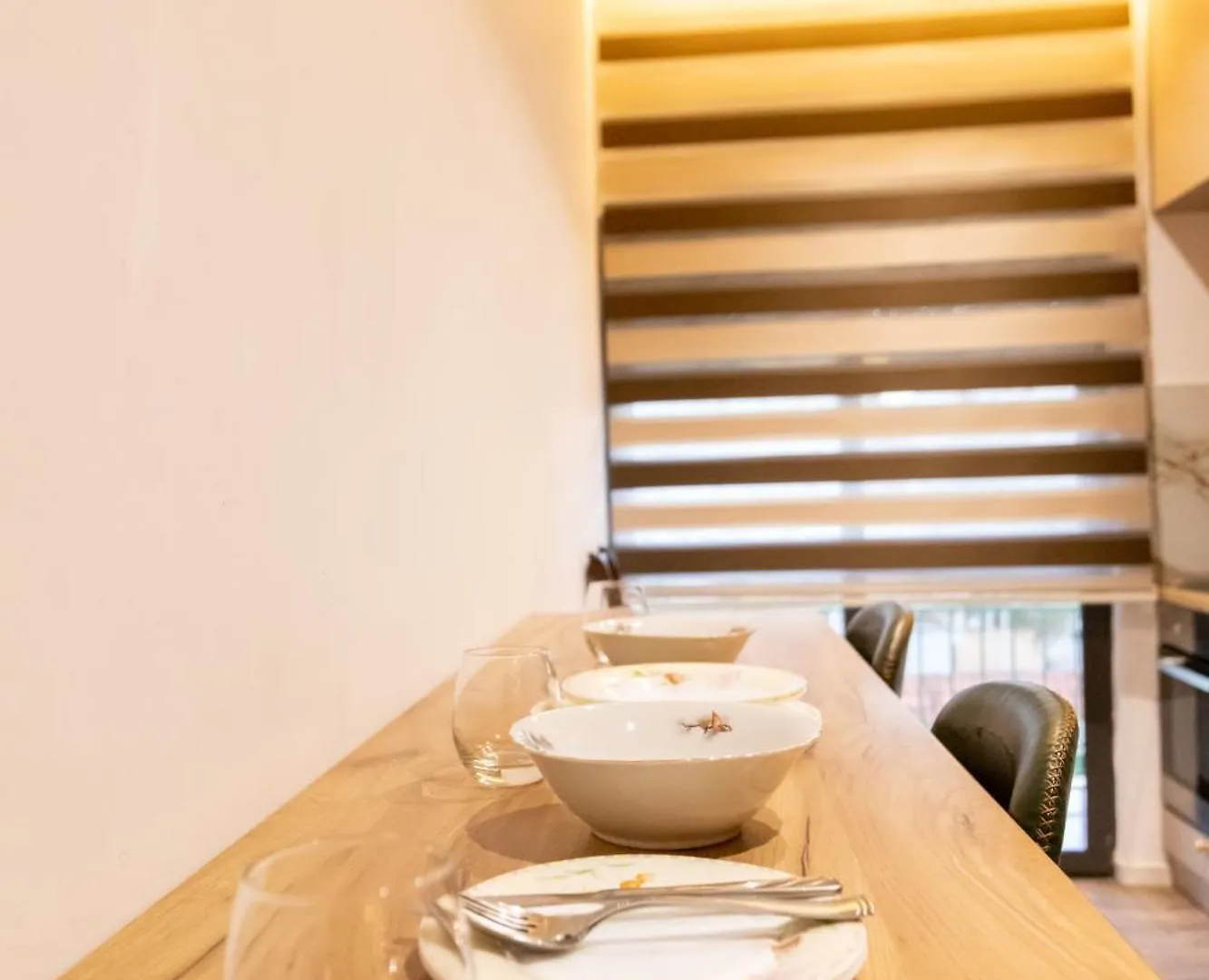 Grand Family Apartment -Free Parking- Tirana